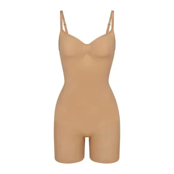 SKIMS SEAMLESS SCULPT MID THIGH BODYSUIT S/M $72 - Picture 2 of 7